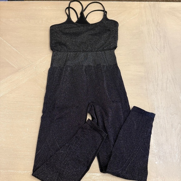Fabletics Seemless Lurex Jumpsuit Black Sparkle sz LG - Picture 1 of 15